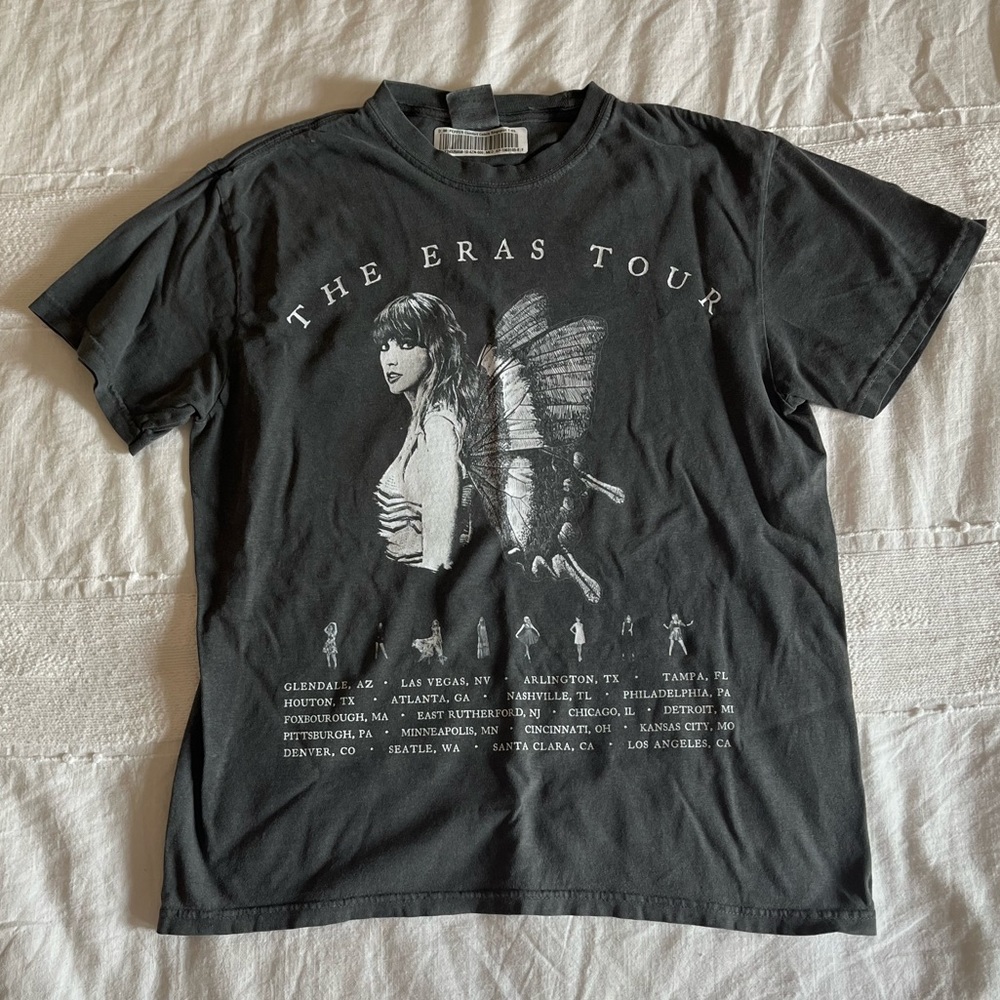 Taylor Swift Eras Tour Shirt - Medium